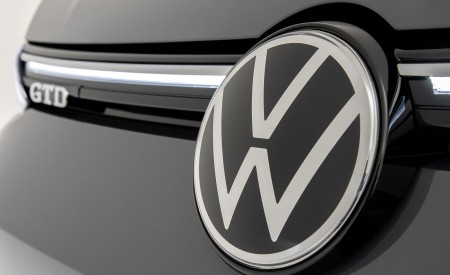 2021 Volkswagen Golf GTD Grill Wallpapers 450x275 (7)