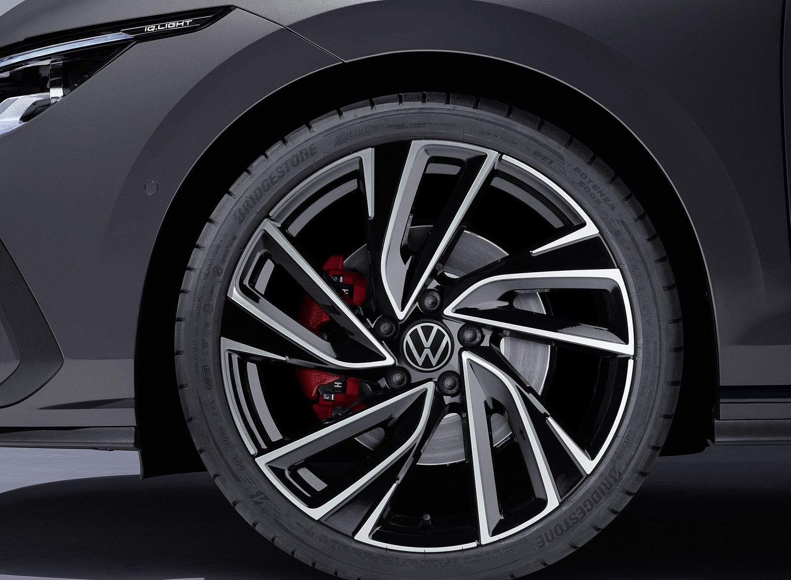 2021 Volkswagen Golf GTD Wheel Wallpapers (6)