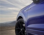 2021 Volkswagen Touareg R Plug-In Hybrid Detail Wallpapers 150x120 (38)