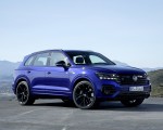 2021 Volkswagen Touareg R Plug-In Hybrid Front Three-Quarter Wallpapers 150x120 (19)
