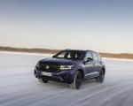 2021 Volkswagen Touareg R Plug-In Hybrid In Snow Front Three-Quarter Wallpapers 150x120