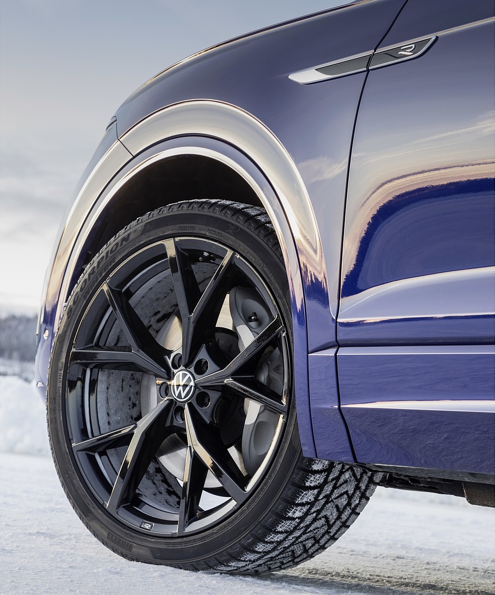2021 Volkswagen Touareg R Plug-In Hybrid Wheel Wallpapers #86 of 90