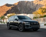 2020 Audi Q7 (US-Spec) Front Three-Quarter Wallpapers 150x120 (43)