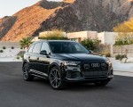 2020 Audi Q7 (US-Spec) Front Three-Quarter Wallpapers 150x120