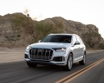 2020 Audi Q7 (US-Spec) Front Three-Quarter Wallpapers 150x120