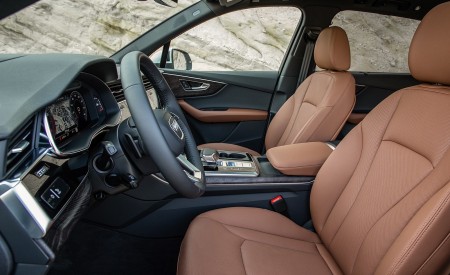 2020 Audi Q7 (US-Spec) Interior Front Seats Wallpapers 450x275 (36)