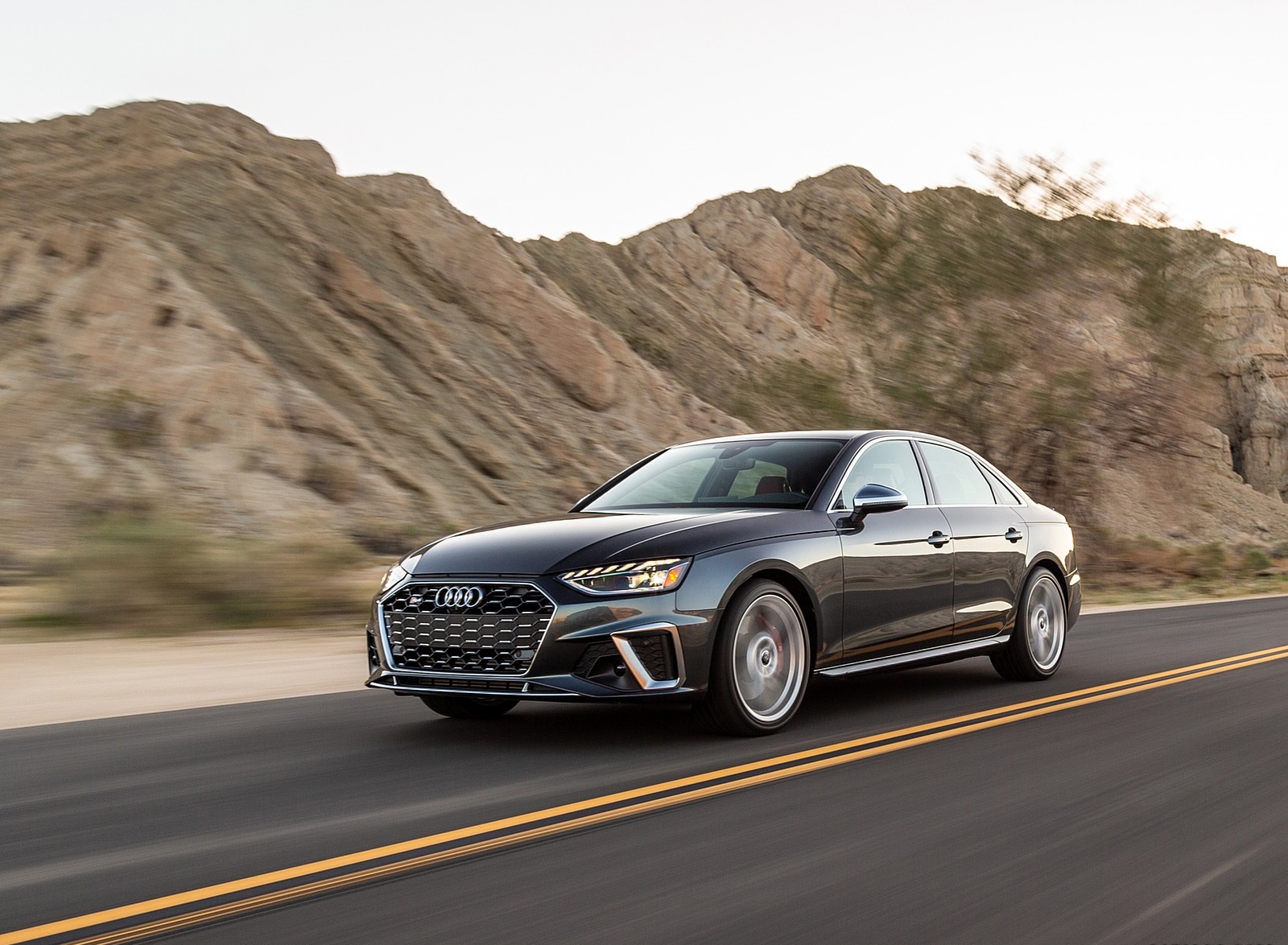 2020 Audi S4 (US-Spec) Front Three-Quarter Wallpapers #9 of 53