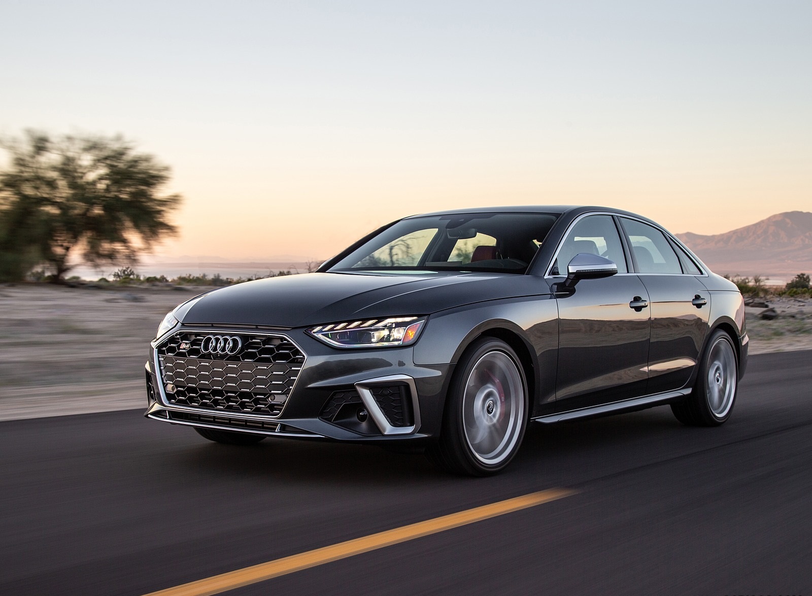 2020 Audi S4 (US-Spec) Front Three-Quarter Wallpapers #2 of 53