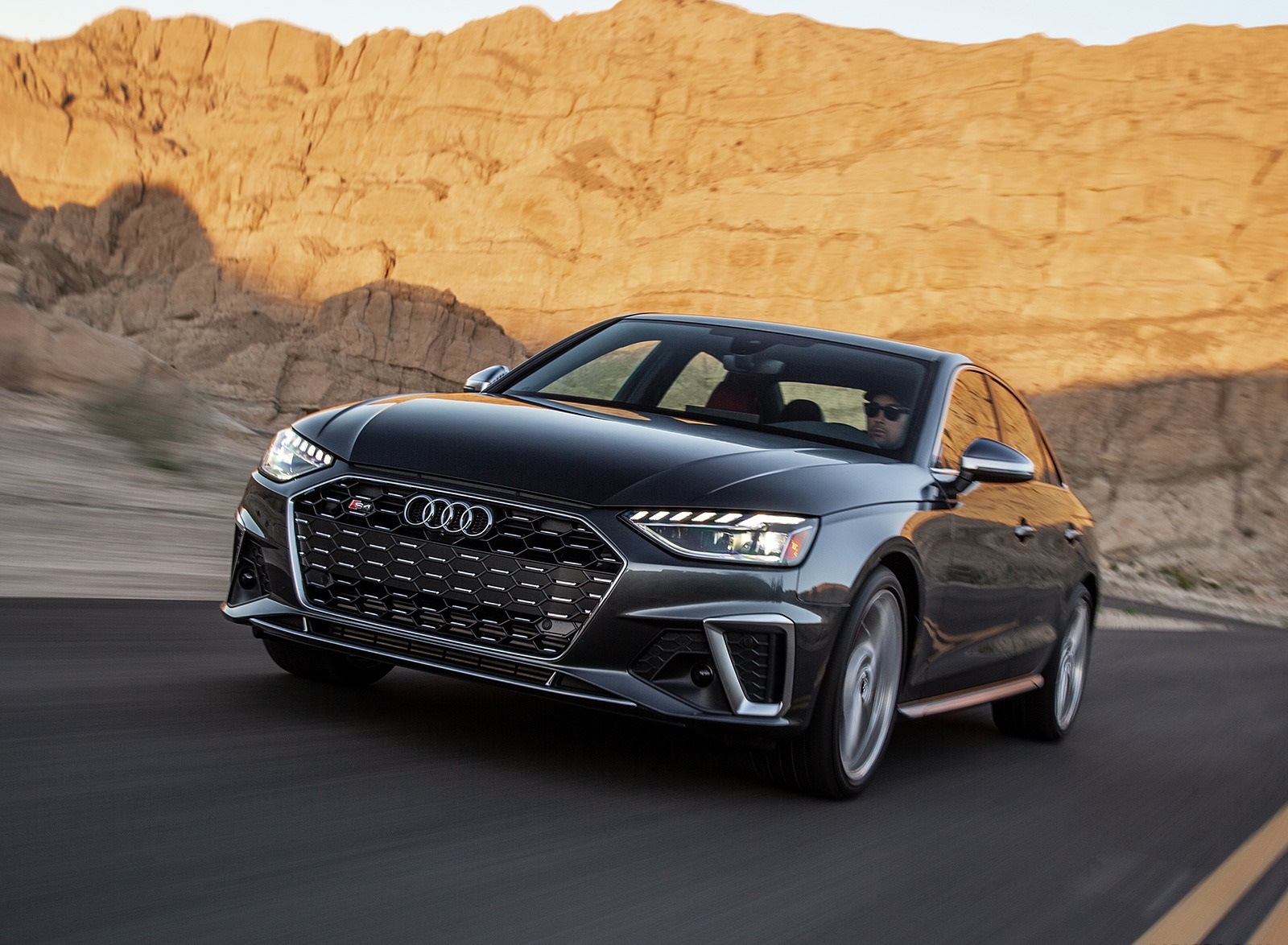 2020 Audi S4 (US-Spec) Front Wallpapers (7)