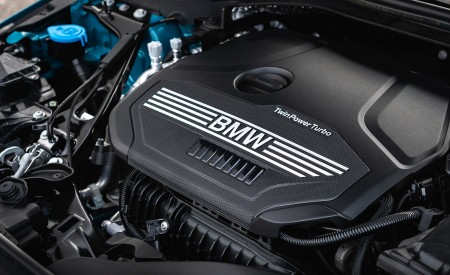 2020 BMW 2 Series 218i Gran Coupe (UK-Spec) Engine Wallpapers 450x275 (30)