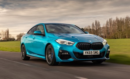 2020 BMW 2 Series 218i Gran Coupe (UK-Spec) Front Three-Quarter Wallpapers 450x275 (8)