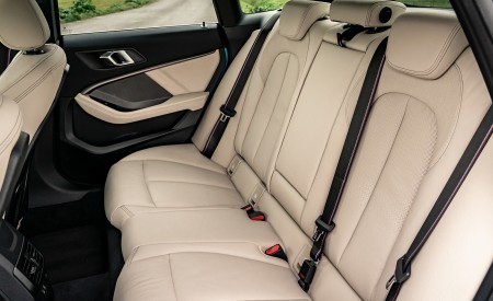 2020 BMW 2 Series 218i Gran Coupe (UK-Spec) Interior Rear Seats Wallpapers 450x275 (40)