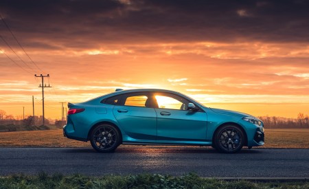 2020 BMW 2 Series 218i Gran Coupe (UK-Spec) Side Wallpapers 450x275 (21)