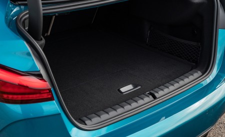 2020 BMW 2 Series 218i Gran Coupe (UK-Spec) Trunk Wallpapers 450x275 (41)