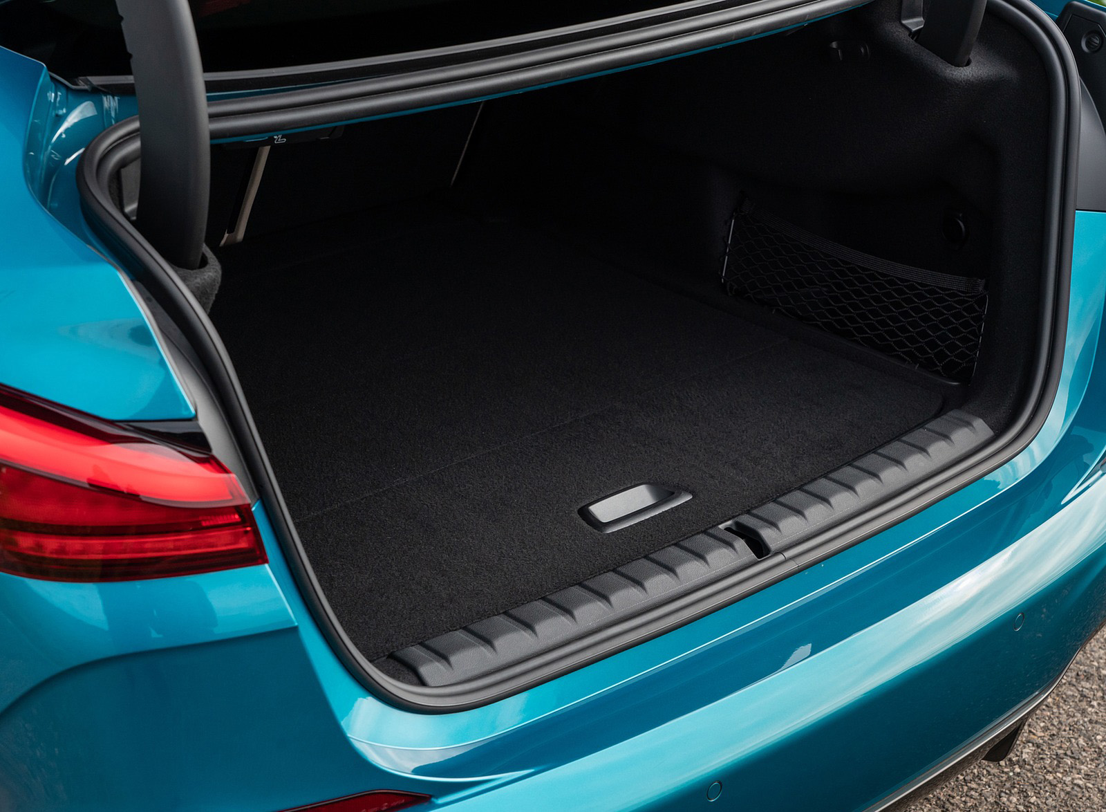 2020 BMW 2 Series 218i Gran Coupe (UK-Spec) Trunk Wallpapers #41 of 88