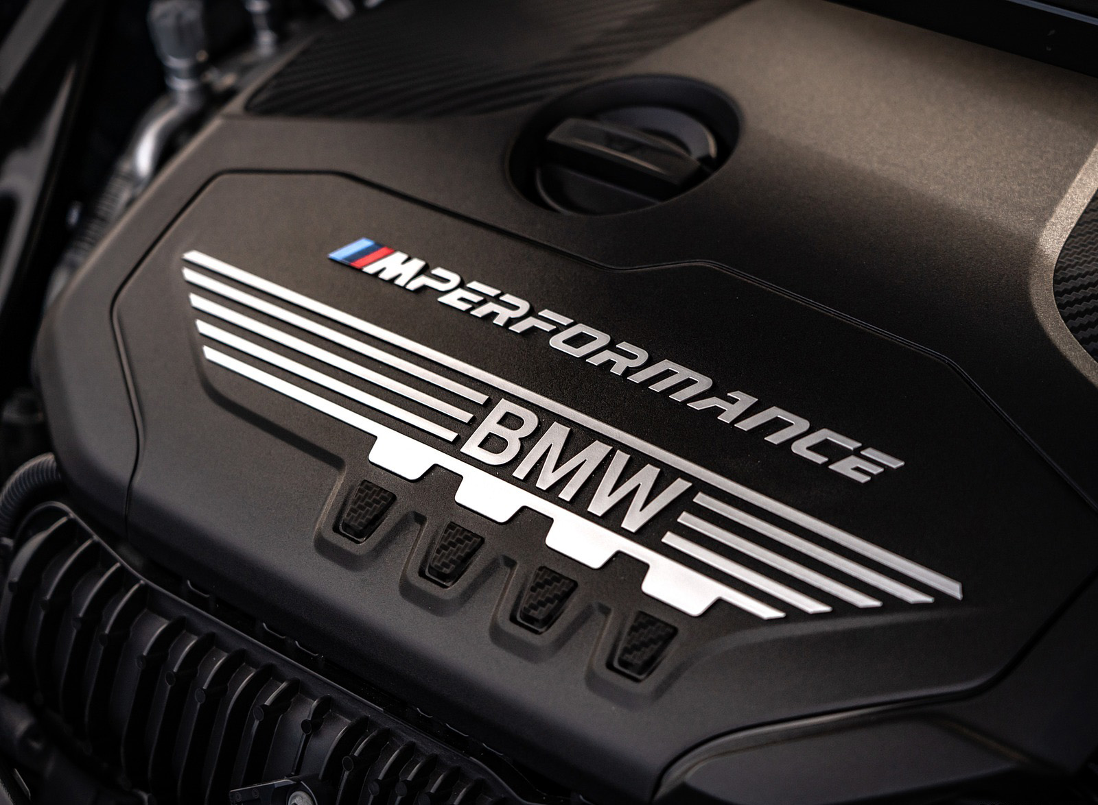 2020 BMW M235i Gran Coupe (UK-Spec) Engine Wallpapers  #73 of 88