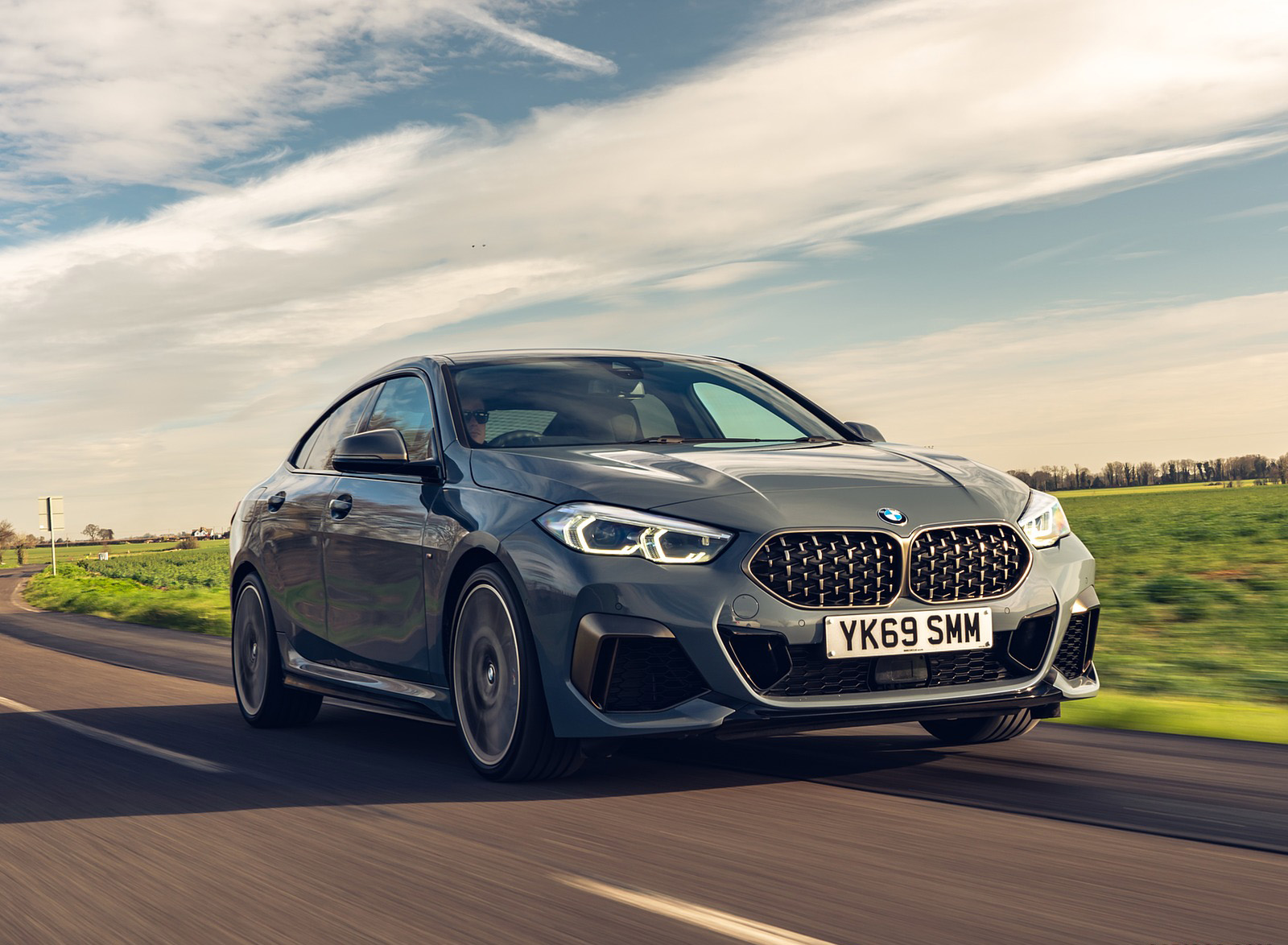 2020 BMW M235i Gran Coupe (UK-Spec) Front Three-Quarter Wallpapers #48 of 88