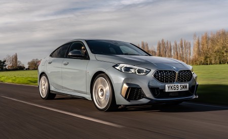 2020 BMW M235i Gran Coupe (UK-Spec) Front Three-Quarter Wallpapers 450x275 (43)
