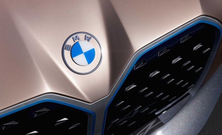 2020 BMW i4 Concept Badge Wallpapers 450x275 (18)