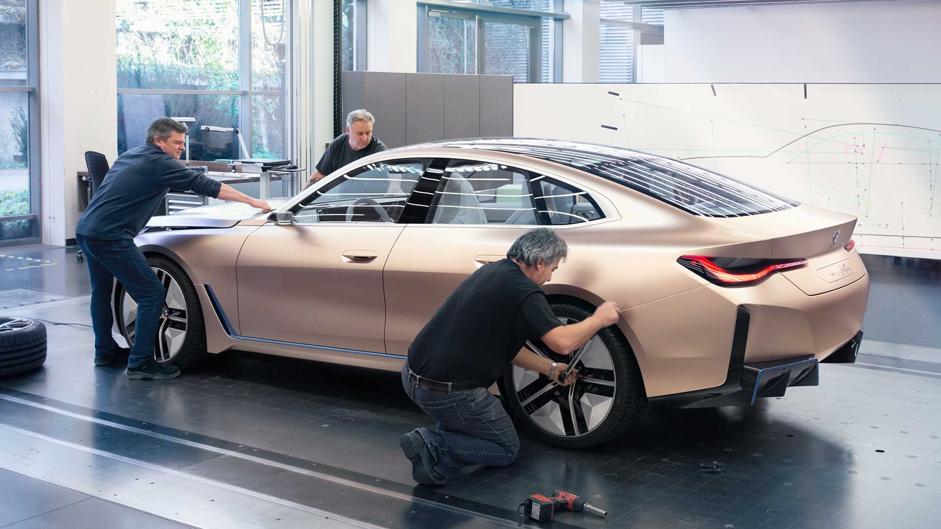 2020 BMW i4 Concept Making Of Wallpapers #31 of 64