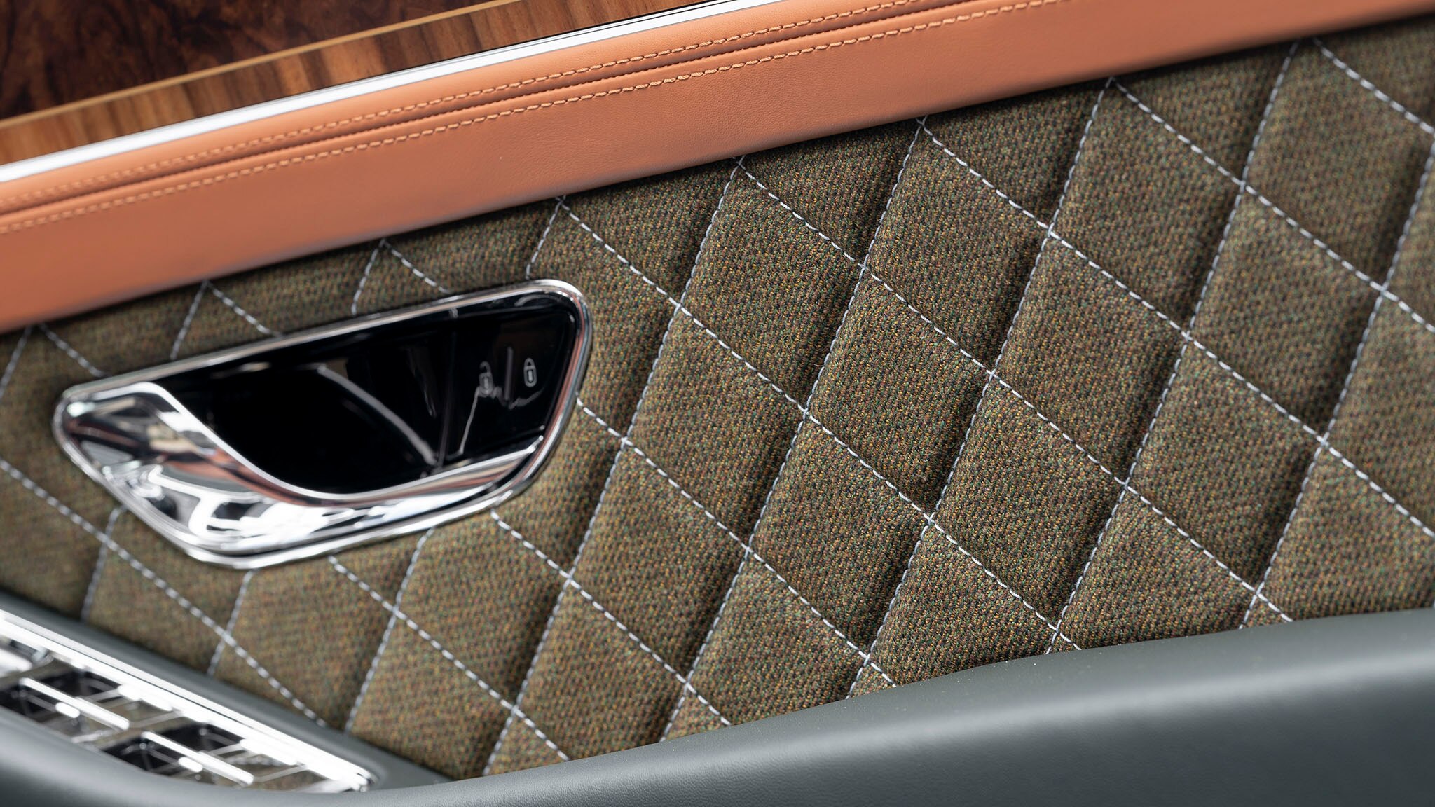 2020 Bentley Continental GT Convertible Equestrian Edition Interior Detail Wallpapers (6)