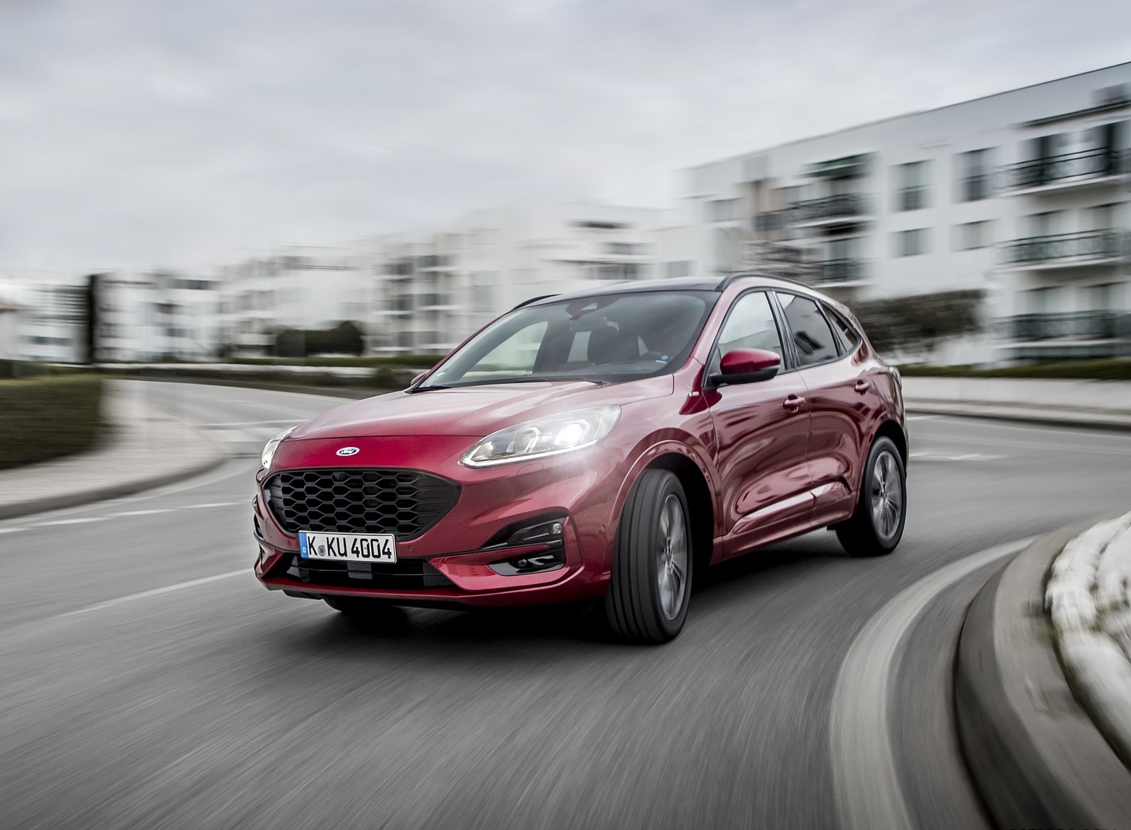 2020 Ford Kuga Hybrid ST-Line Front Three-Quarter Wallpapers #1 of 35