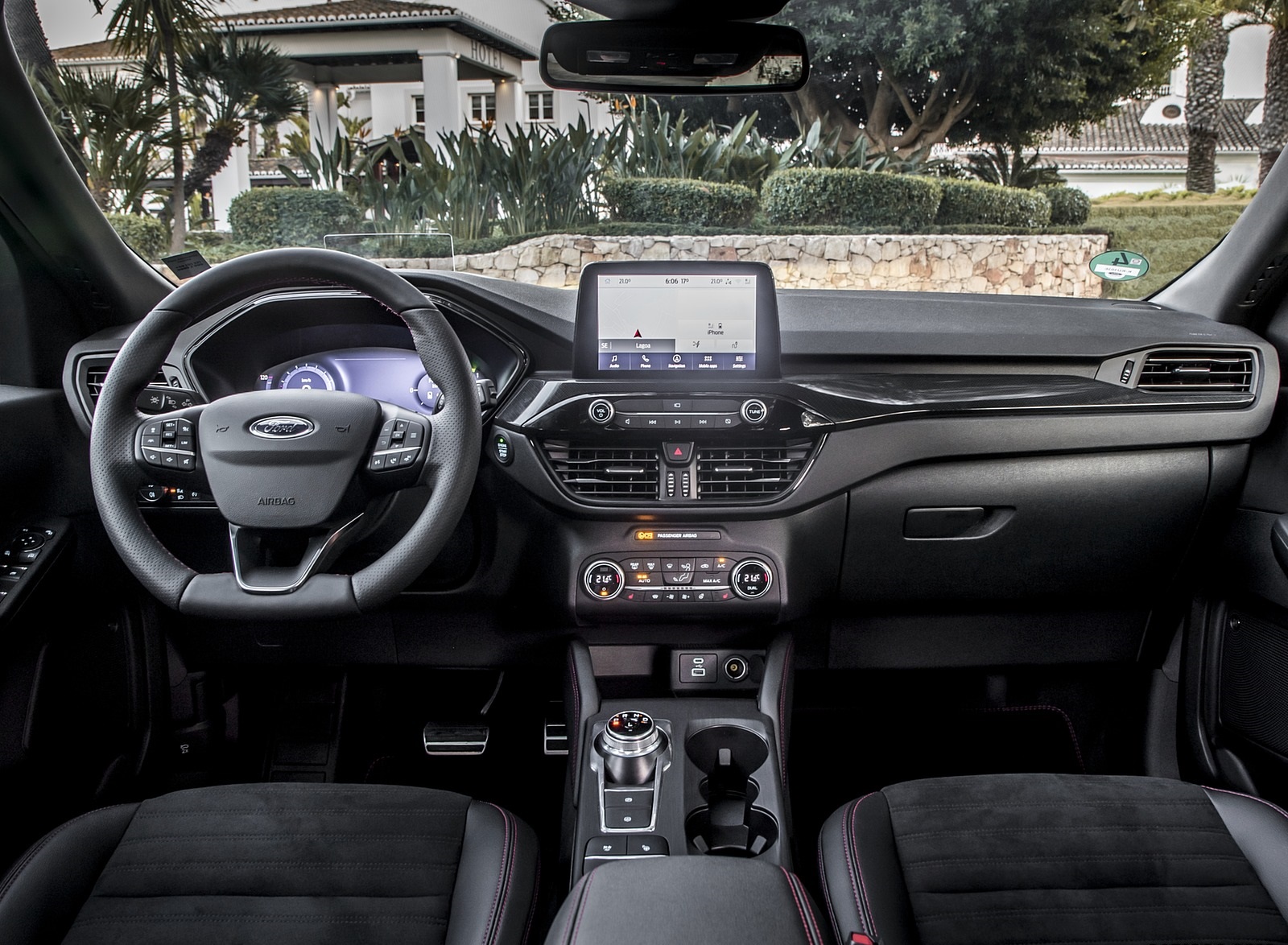 2020 Ford Kuga Plug-In Hybrid ST-Line Interior Cockpit Wallpapers #25 of 57