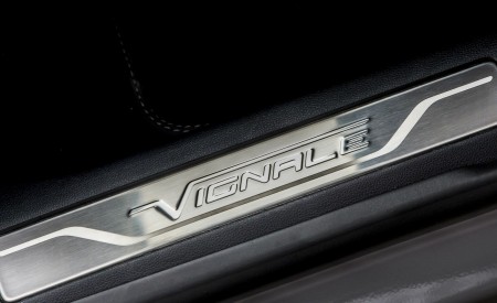 2020 Ford Kuga Plug-In Hybrid Vignale Door Sill Wallpapers 450x275 (18)