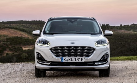 2020 Ford Kuga Plug-In Hybrid Vignale Front Wallpapers 450x275 (9)