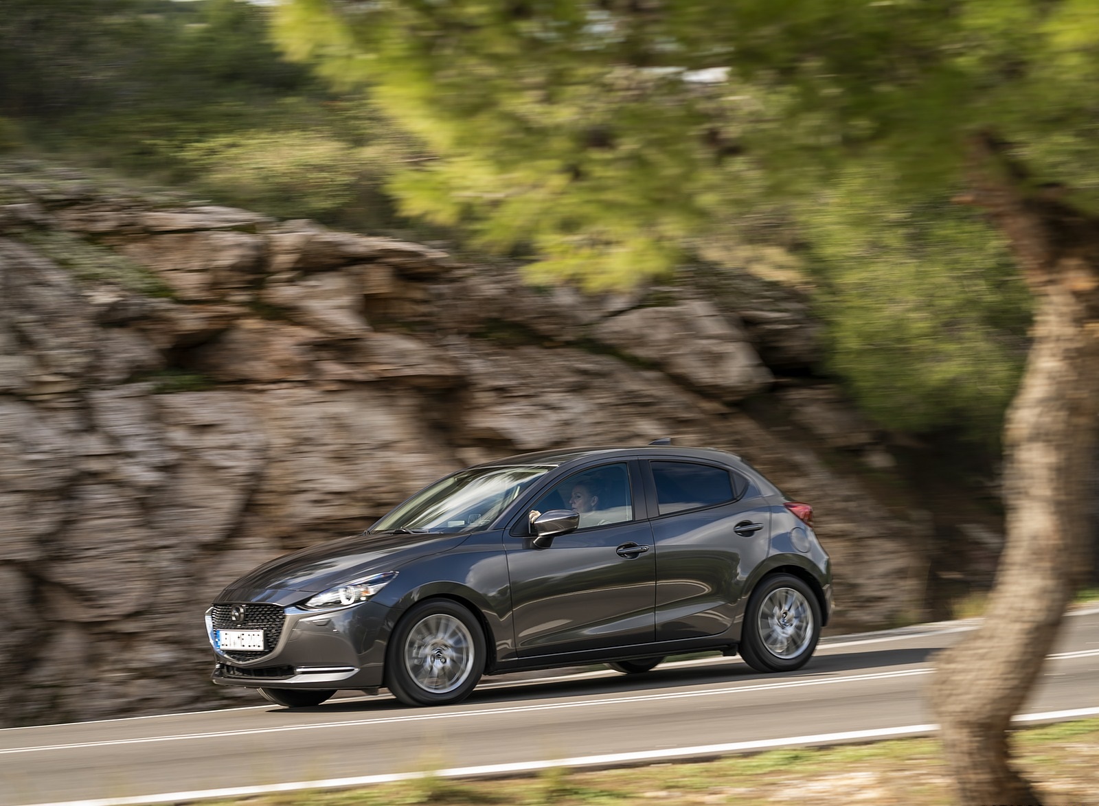 2020 Mazda2 (Color: Machine Grey) Front Three-Quarter Wallpapers #126 of 180