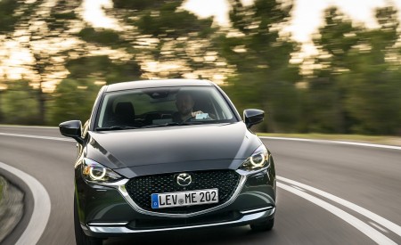 2020 Mazda2 (Color: Machine Grey) Front Wallpapers 450x275 (117)