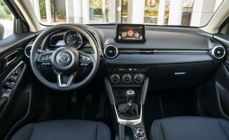 2020 Mazda2 (Color: Machine Grey) Interior Cockpit Wallpapers 450x275 (173)