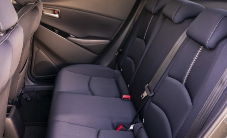 2020 Mazda2 (Color: Machine Grey) Interior Rear Seats Wallpapers 450x275 (178)