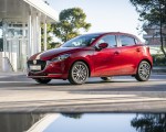 2020 Mazda2 (Color: Red Crystal) Front Three-Quarter Wallpapers 150x120 (75)