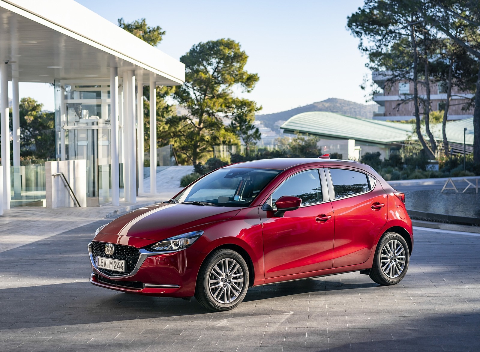 2020 Mazda2 (Color: Red Crystal) Front Three-Quarter Wallpapers #68 of 180
