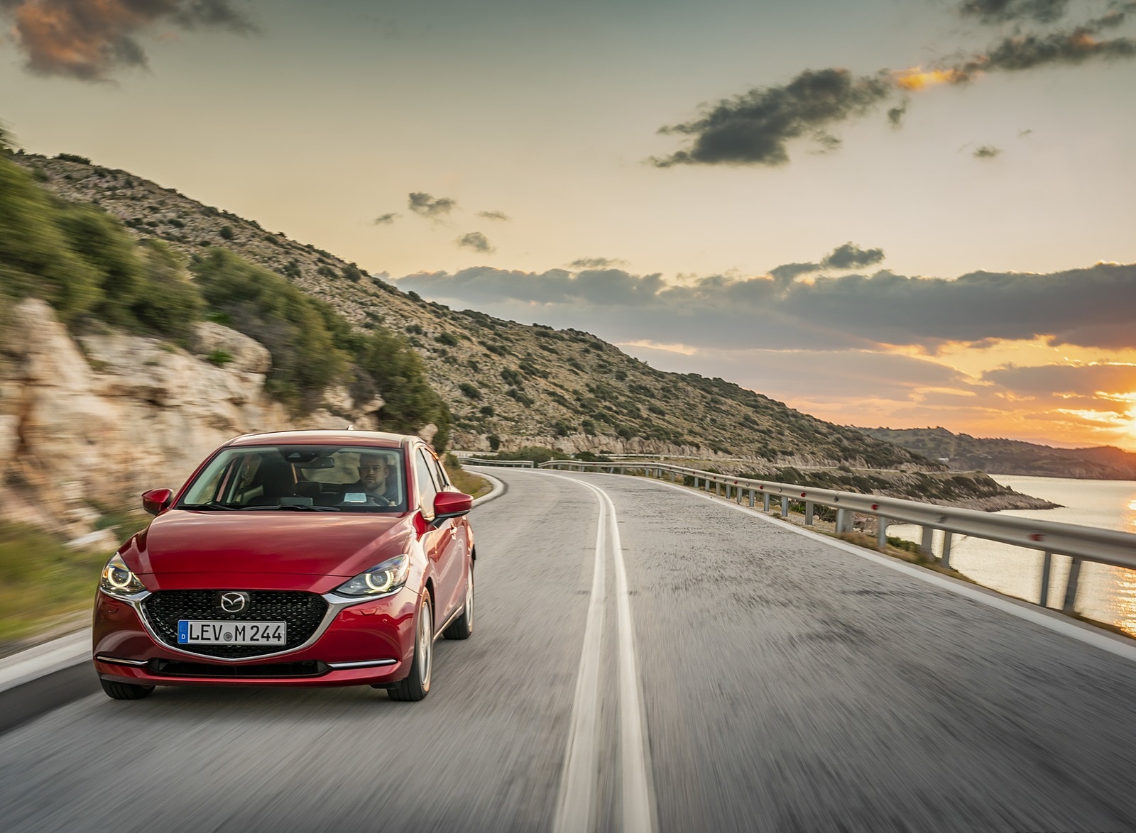 2020 Mazda2 (Color: Red Crystal) Front Wallpapers #18 of 180