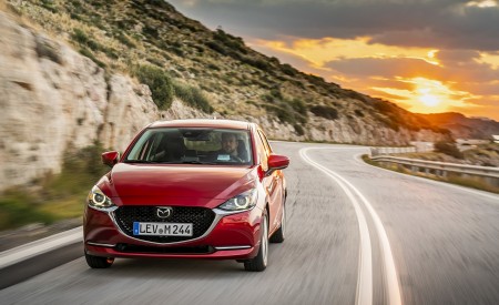 2020 Mazda2 (Color: Red Crystal) Front Wallpapers 450x275 (20)