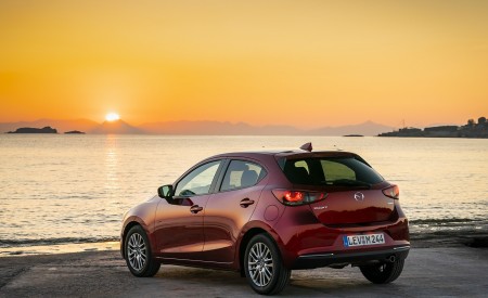 2020 Mazda2 (Color: Red Crystal) Rear Three-Quarter Wallpapers 450x275 (59)