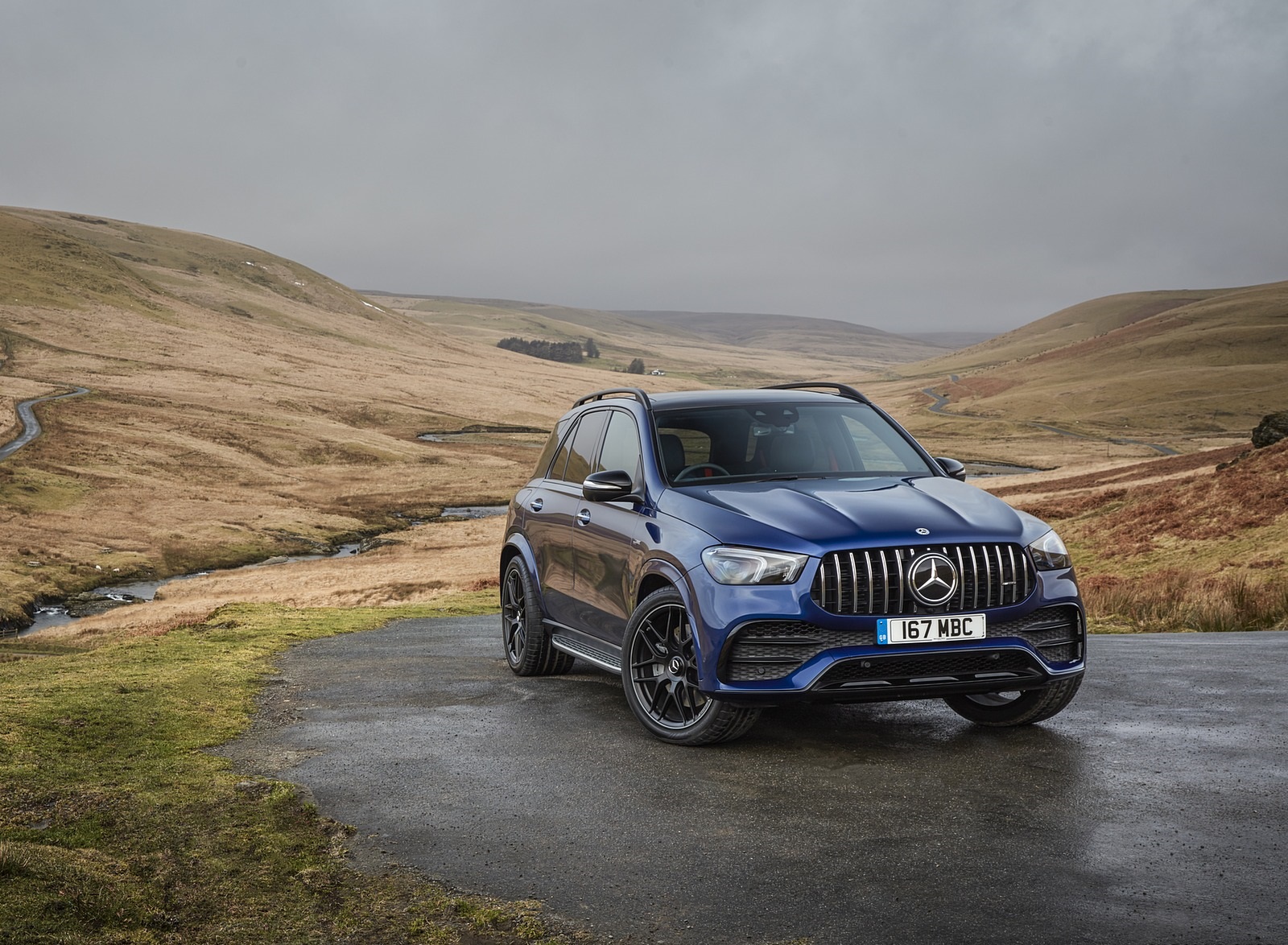 2020 Mercedes-AMG GLE 53 (UK-Spec) Front Three-Quarter Wallpapers #21 of 41