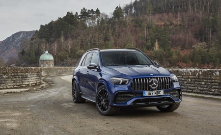 2020 Mercedes-AMG GLE 53 (UK-Spec) Front Three-Quarter Wallpapers 450x275 (22)