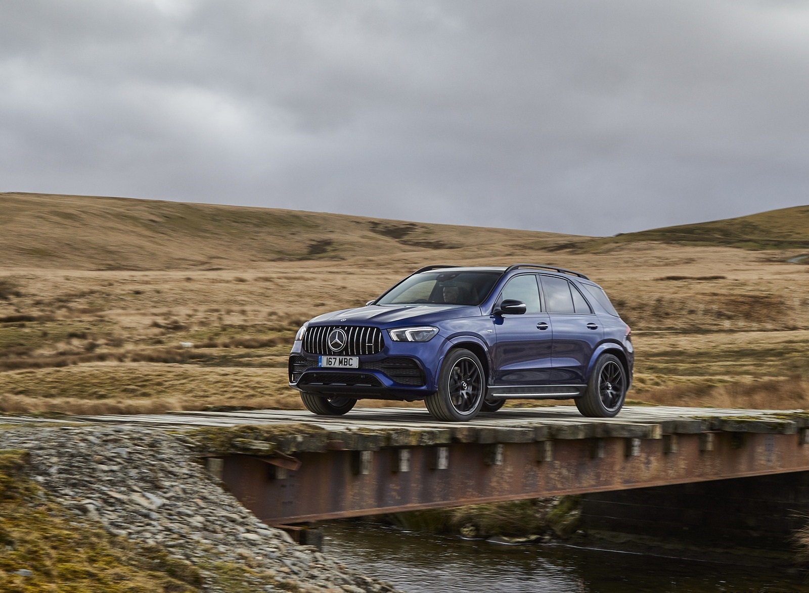 2020 Mercedes-AMG GLE 53 (UK-Spec) Front Three-Quarter Wallpapers #23 of 41