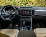 2020 Volkswagen Atlas Cross Sport SE with Technology (Color: Tourmaline Blue) Interior Cockpit Wallpapers 150x120