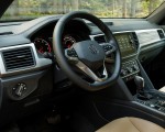 2020 Volkswagen Atlas Cross Sport SE with Technology (Color: Tourmaline Blue) Interior Wallpapers 150x120 (19)