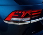 2020 Volkswagen Atlas Cross Sport SE with Technology (Color: Tourmaline Blue) Tail Light Wallpapers 150x120 (16)
