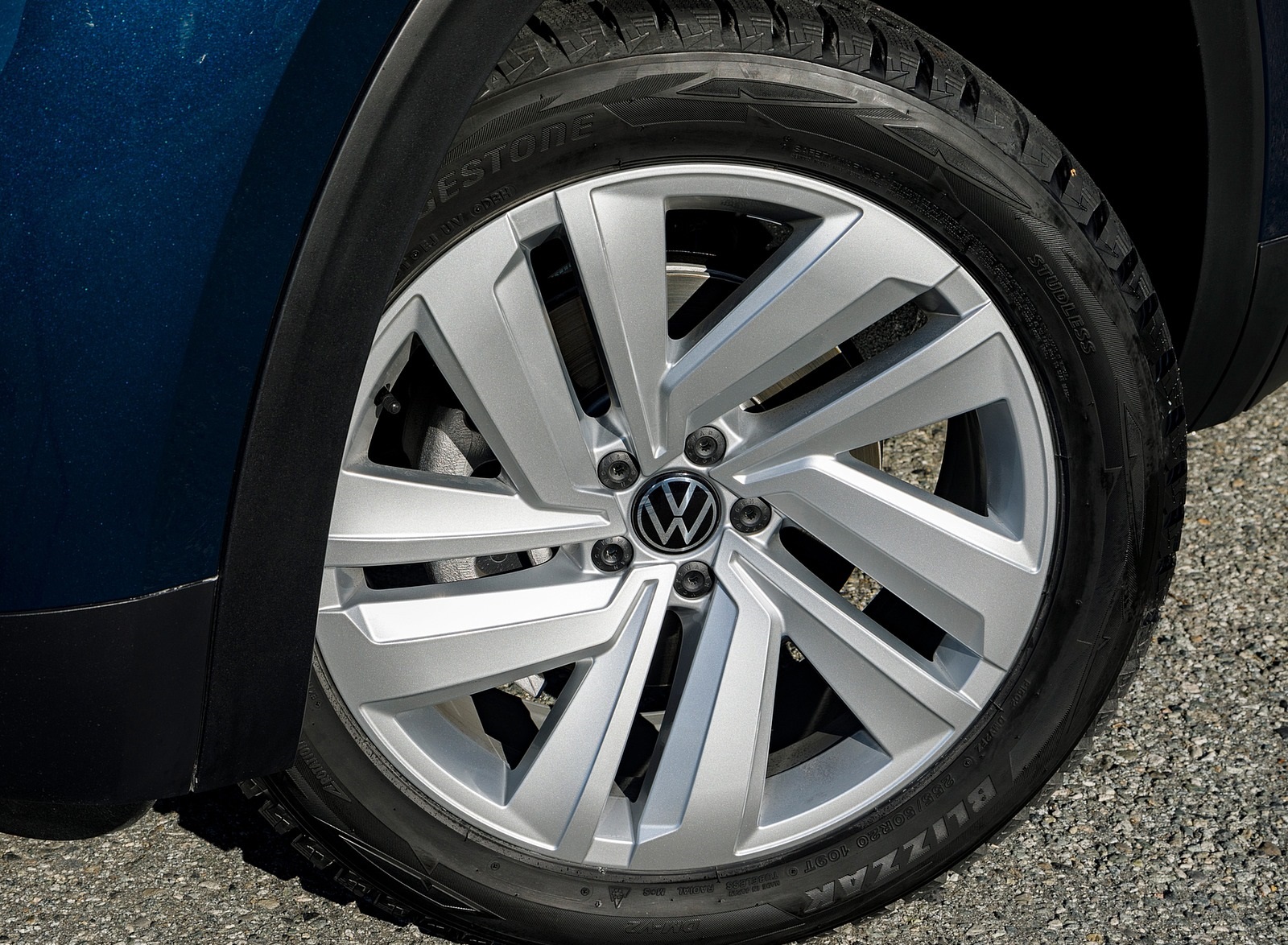 2020 Volkswagen Atlas Cross Sport SE with Technology (Color: Tourmaline Blue) Wheel Wallpapers #17 of 24