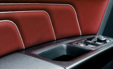 2020 Volkswagen Atlas Cross Sport SEL Premium R Line (Color: Pure Gray) Interior Detail Wallpapers 450x275 (40)
