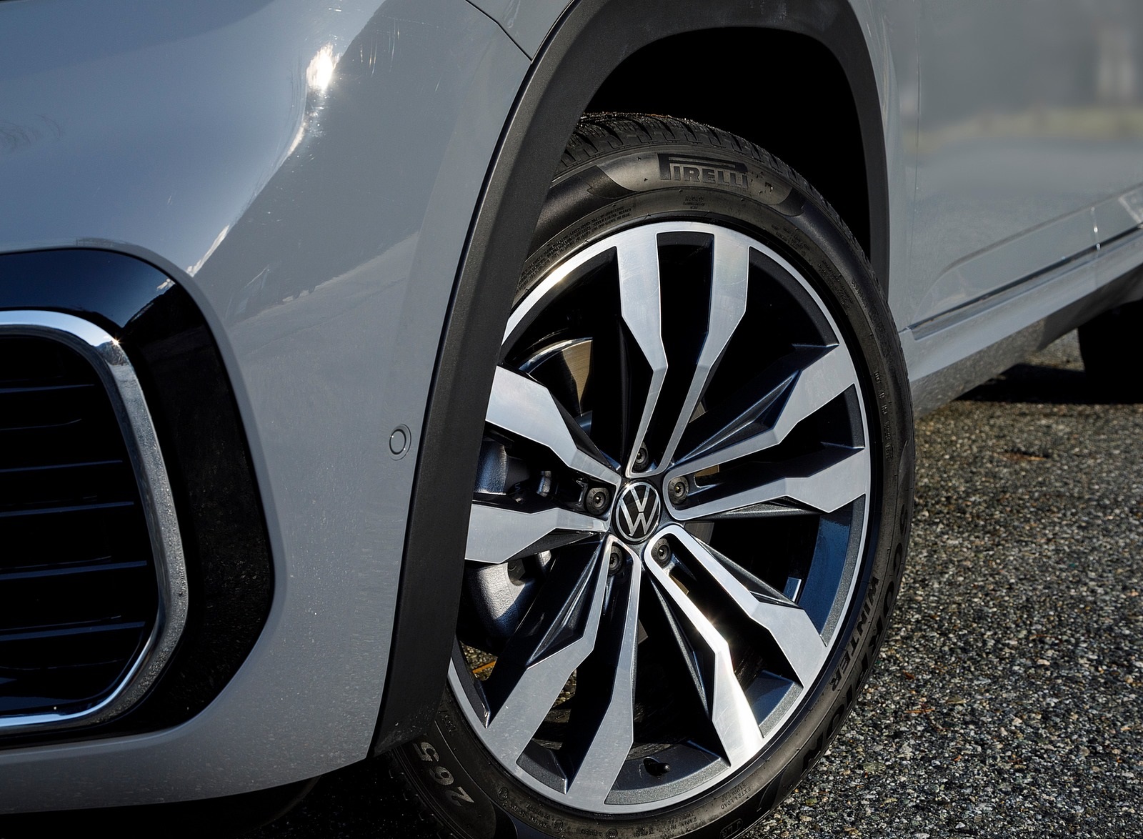 2020 Volkswagen Atlas Cross Sport SEL Premium R Line (Color: Pure Gray) Wheel Wallpapers #29 of 80