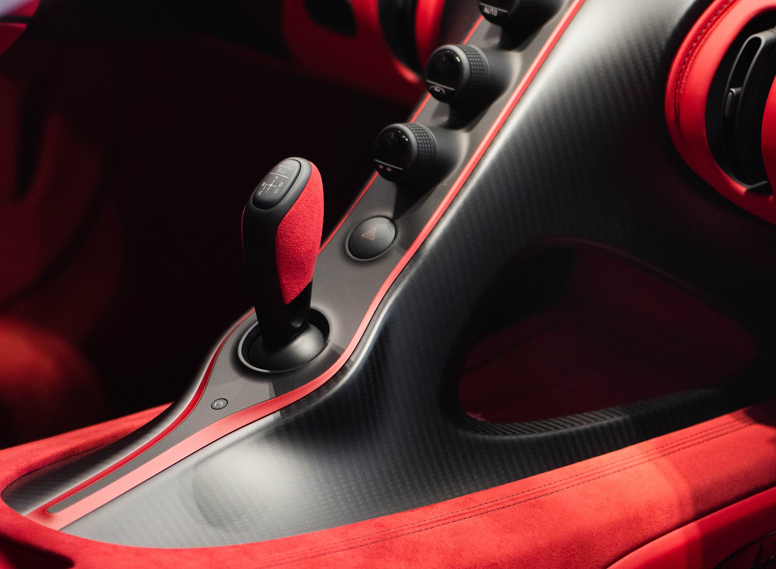 Bugatti Chiron Pur Sport салон