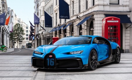 2021 Bugatti Chiron Pur Sport Front Three-Quarter Wallpapers 450x275 (63)
