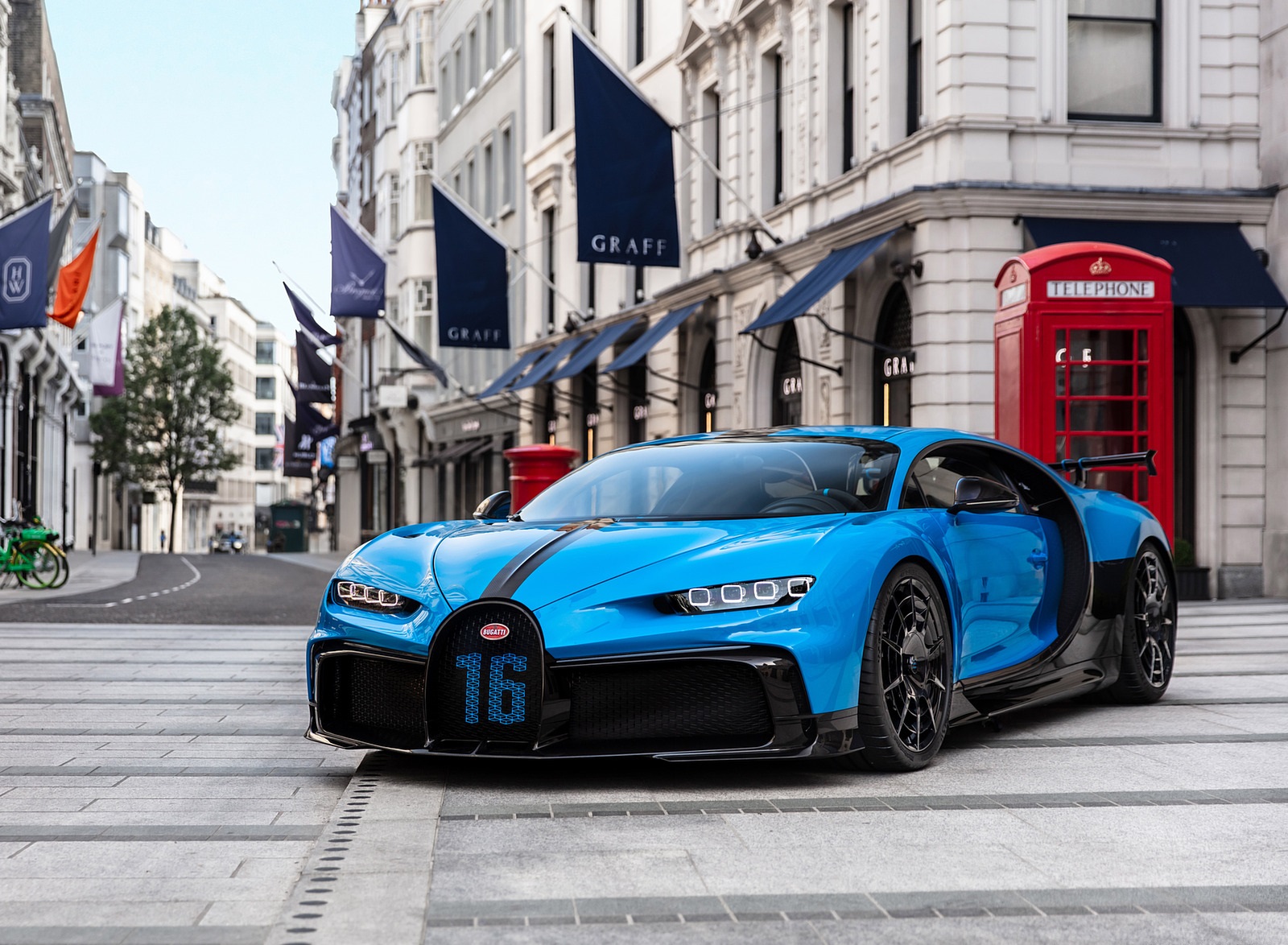 2021 Bugatti Chiron Pur Sport Front Three-Quarter Wallpapers #63 of 119